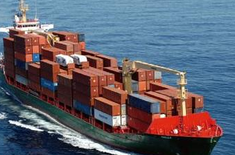 主要港口碼頭停止接受出口貨物，并將進口量減少一半