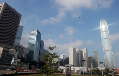 今年上半年對外貿易勢頭良好，穩定，中等-優秀