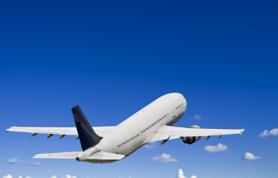 國務(wù)院聯(lián)防聯(lián)控體制舉辦記者招待會，詳細介紹提高國際物流安全通道工作能力工作情況