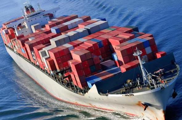 美國國際物流對全球經濟起著舉足輕重的作用