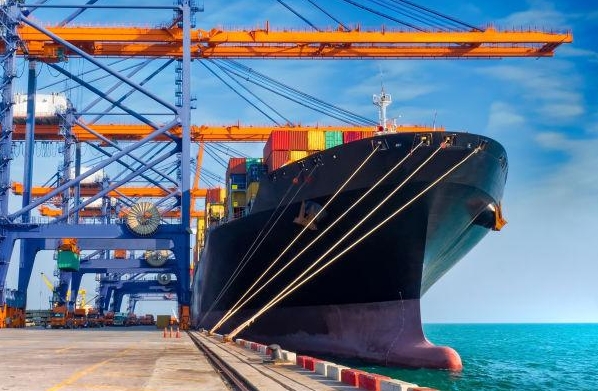 國際物流作為連接世界的紐帶，在全球化時代具有不可替代的作用