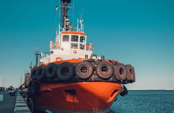 無論是國(guó)際大型企業(yè)還是中小型，都可受益于美國(guó)貨代服務(wù)的多重優(yōu)勢(shì)