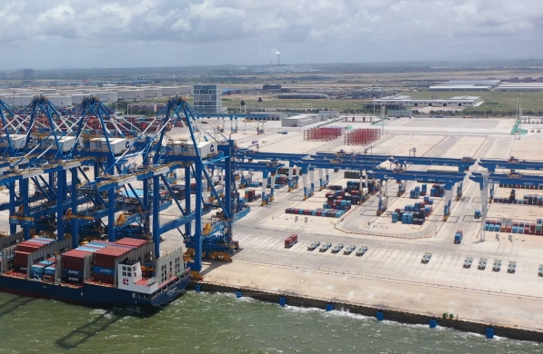 上海海外倉(cāng)貨代以獨(dú)特海上服務(wù)，在全球貿(mào)易中扮演著不可或缺的角色