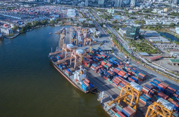 隨著國際貿(mào)易的日益頻繁，美國貨代貨物的跨國運(yùn)輸需求不斷增長