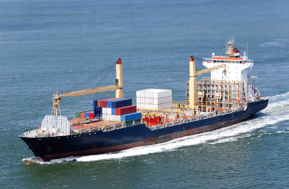 美國國際物流支撐了美國的經濟運作，還深刻影響了全球供應鏈的發展